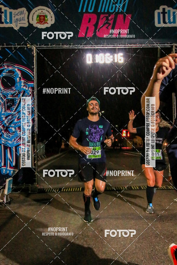 Buy your photos of the eventItu Night Run on Fotop