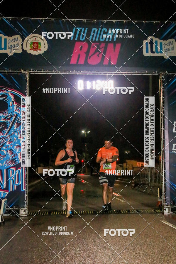 Buy your photos of the eventItu Night Run on Fotop