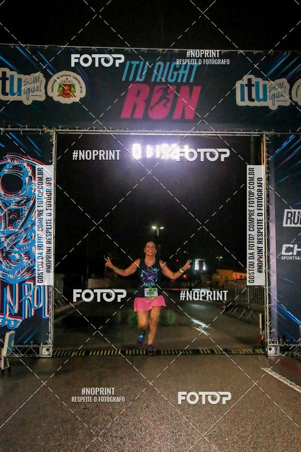 Buy your photos of the eventItu Night Run on Fotop