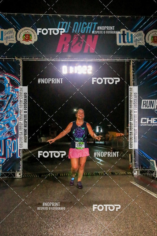 Buy your photos of the eventItu Night Run on Fotop