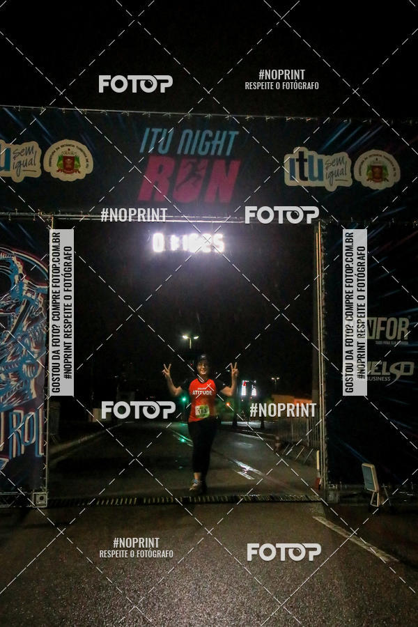 Buy your photos of the eventItu Night Run on Fotop