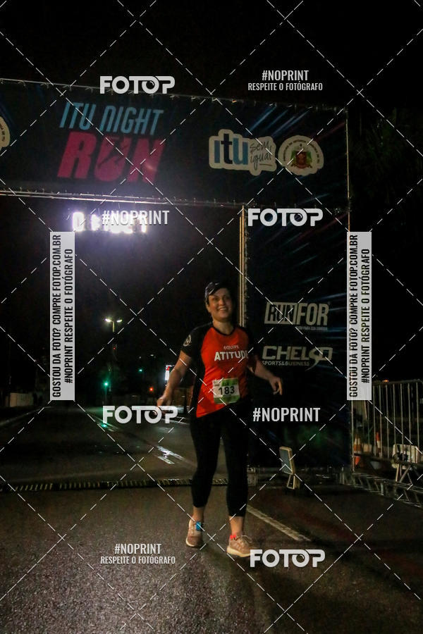 Buy your photos of the eventItu Night Run on Fotop