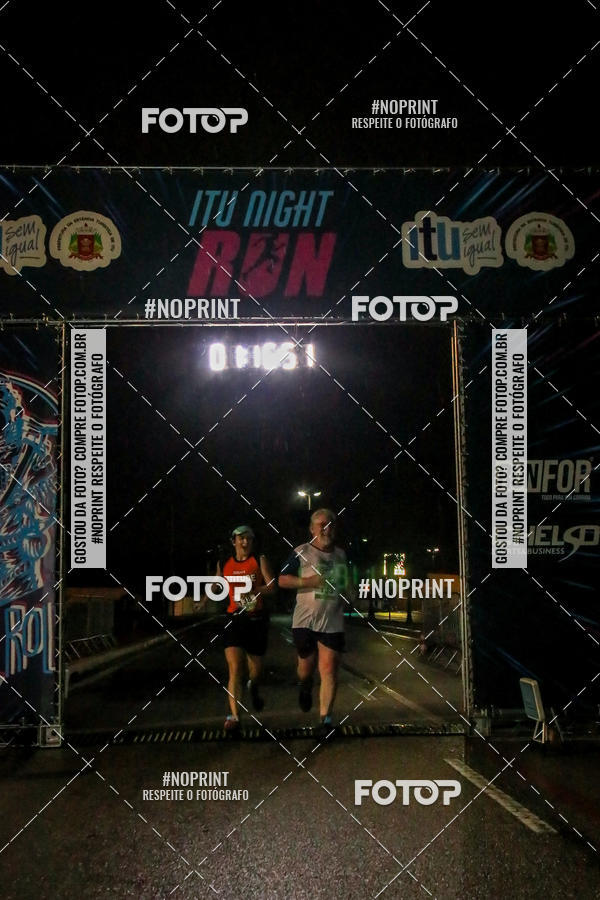 Buy your photos of the eventItu Night Run on Fotop