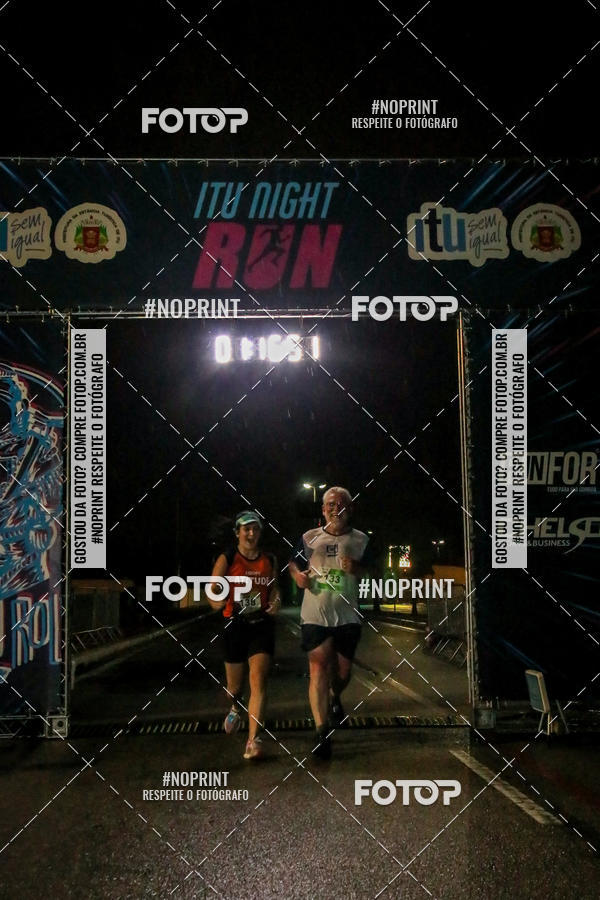 Buy your photos of the eventItu Night Run on Fotop