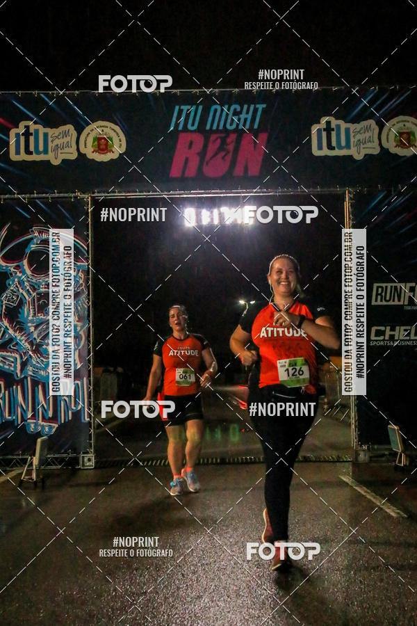 Buy your photos of the eventItu Night Run on Fotop