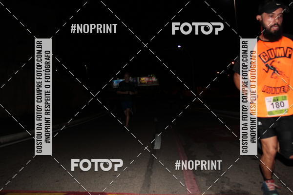 Buy your photos of the eventItu Night Run on Fotop