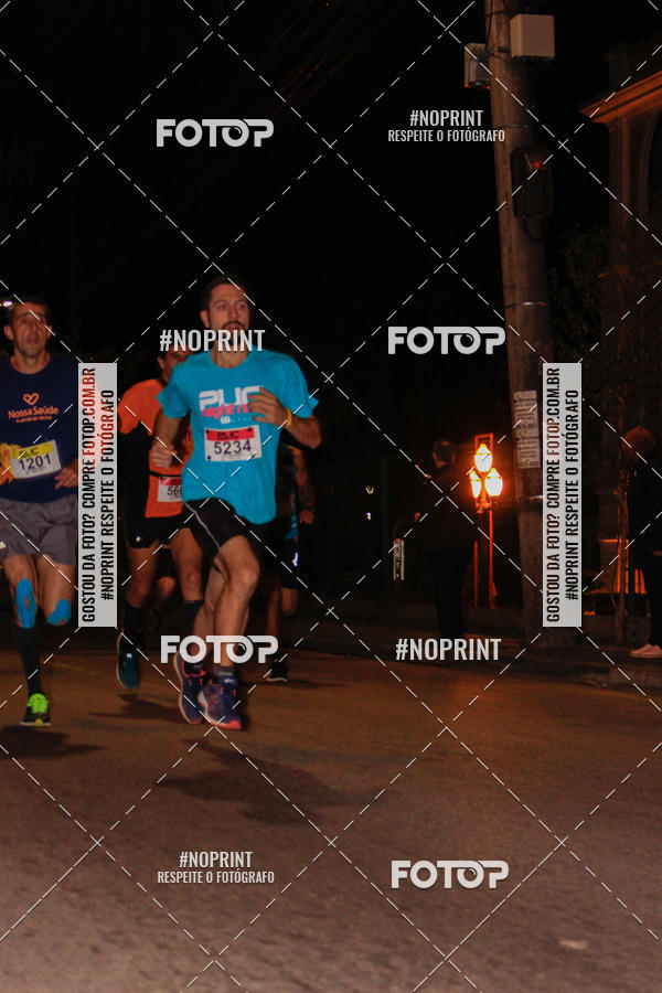 Buy your photos of the eventPUC NIGHT RUN on Fotop