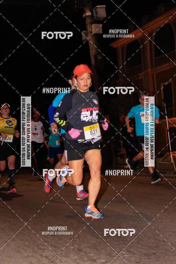 Buy your photos of the eventPUC NIGHT RUN on Fotop