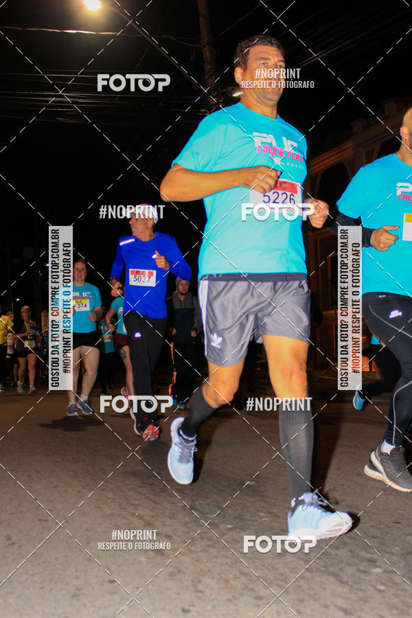Buy your photos of the eventPUC NIGHT RUN on Fotop