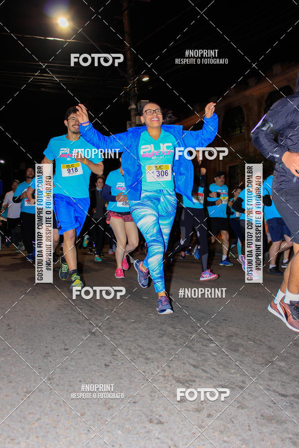 Buy your photos of the eventPUC NIGHT RUN on Fotop