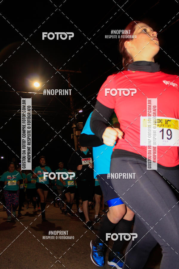 Buy your photos of the eventPUC NIGHT RUN on Fotop