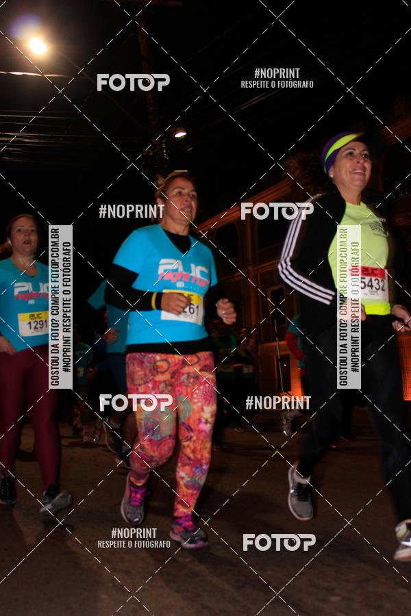 Buy your photos of the eventPUC NIGHT RUN on Fotop