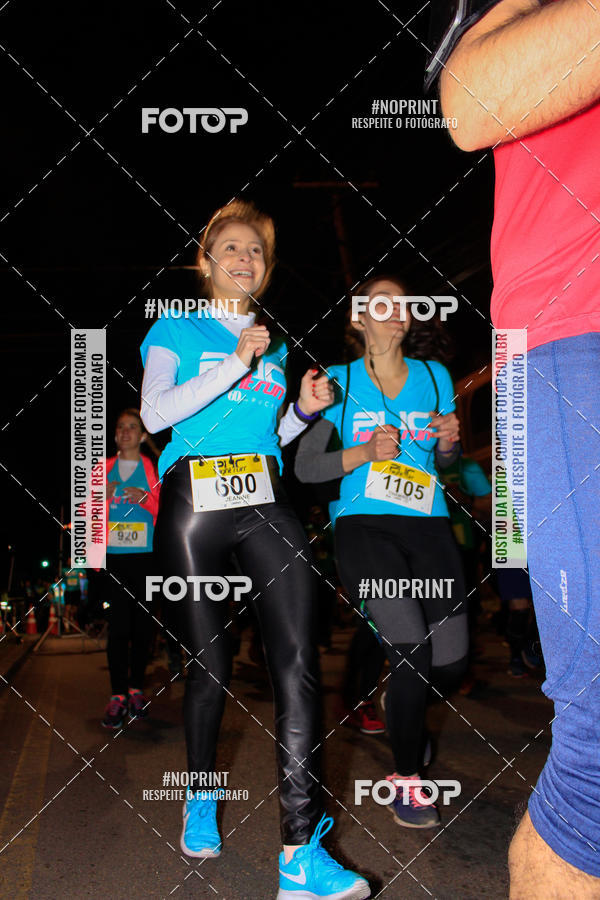 Buy your photos of the eventPUC NIGHT RUN on Fotop
