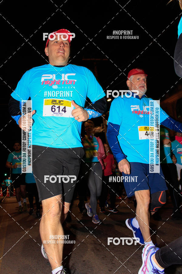 Buy your photos of the eventPUC NIGHT RUN on Fotop