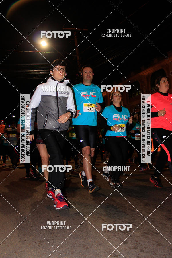 Buy your photos of the eventPUC NIGHT RUN on Fotop