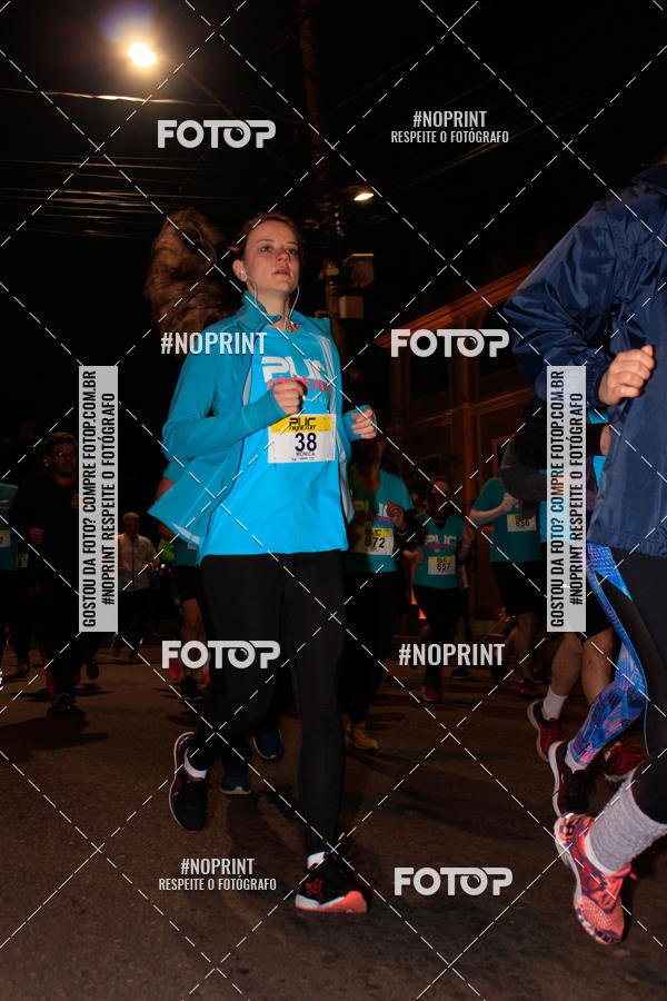 Buy your photos of the eventPUC NIGHT RUN on Fotop
