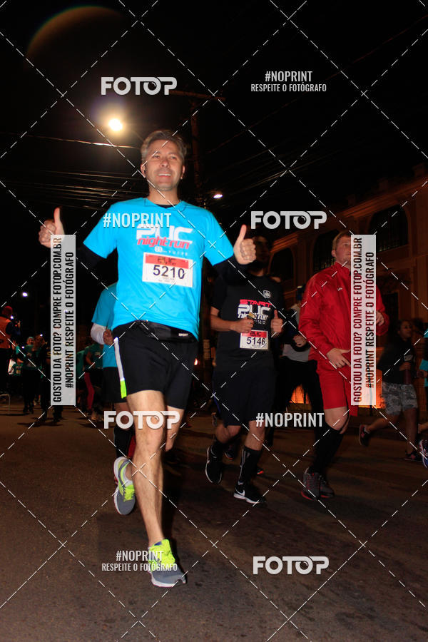 Buy your photos of the eventPUC NIGHT RUN on Fotop