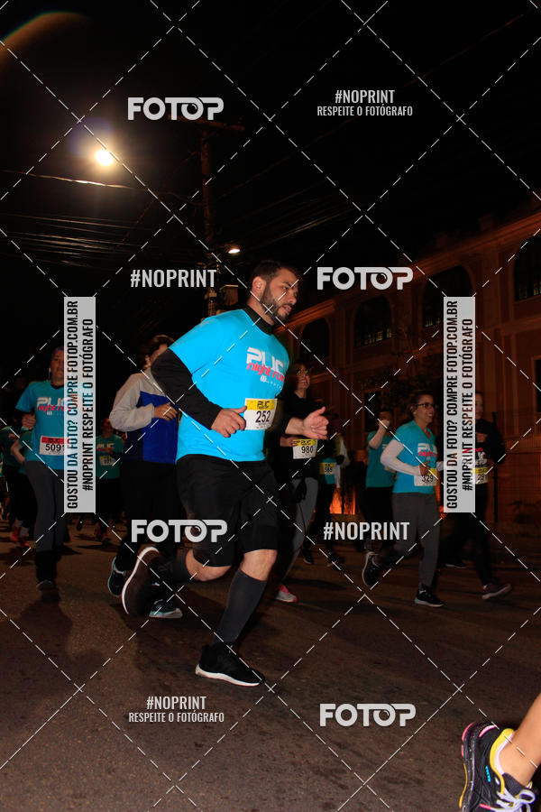 Buy your photos of the eventPUC NIGHT RUN on Fotop