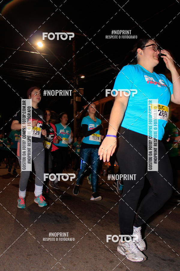 Buy your photos of the eventPUC NIGHT RUN on Fotop