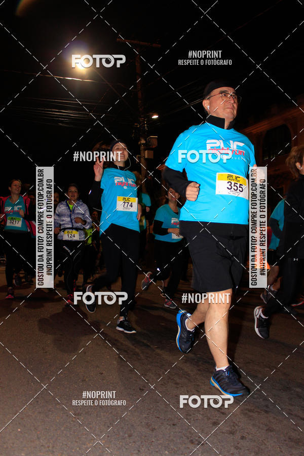 Buy your photos of the eventPUC NIGHT RUN on Fotop