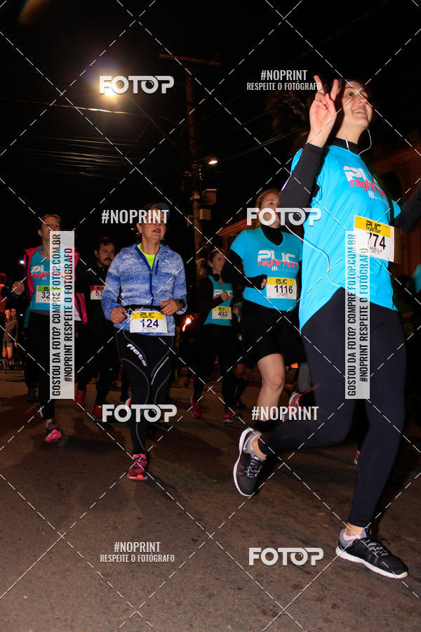 Buy your photos of the eventPUC NIGHT RUN on Fotop