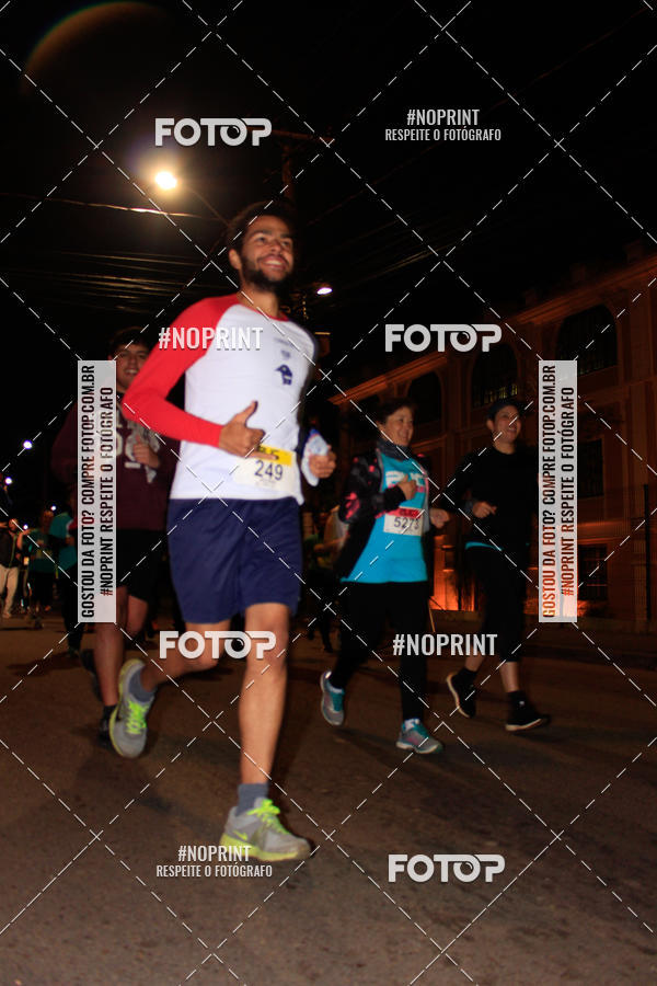 Buy your photos of the eventPUC NIGHT RUN on Fotop