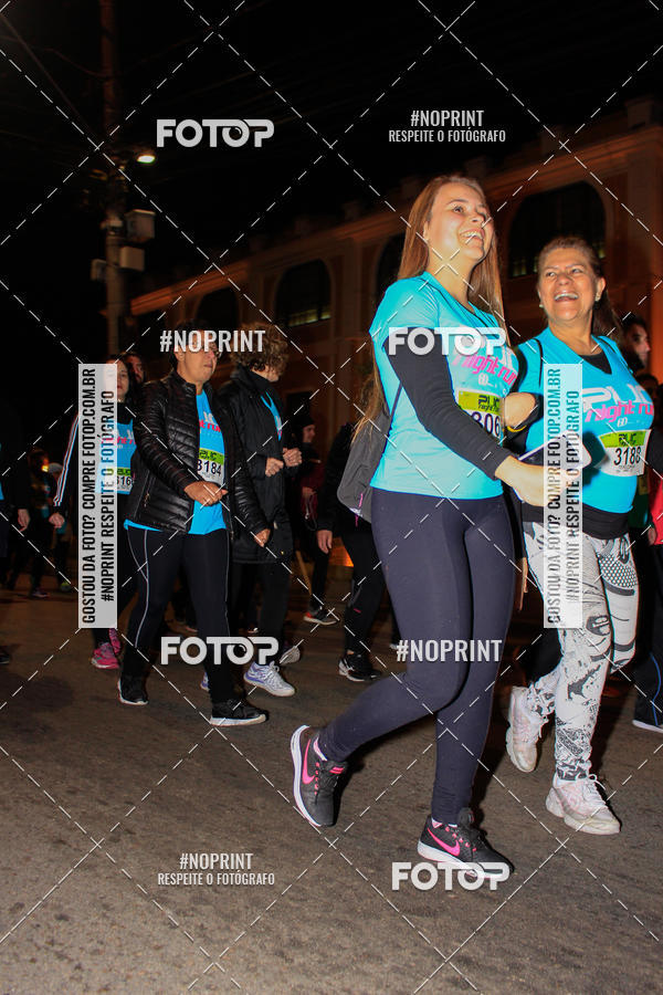 Buy your photos of the eventPUC NIGHT RUN on Fotop