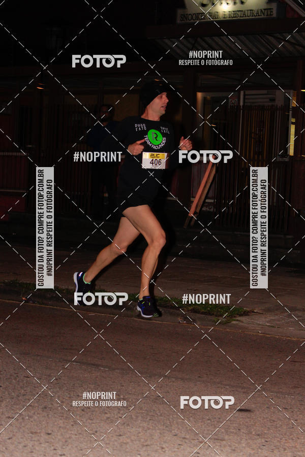 Buy your photos of the eventPUC NIGHT RUN on Fotop