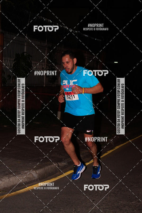 Buy your photos of the eventPUC NIGHT RUN on Fotop