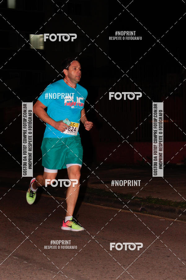 Buy your photos of the eventPUC NIGHT RUN on Fotop
