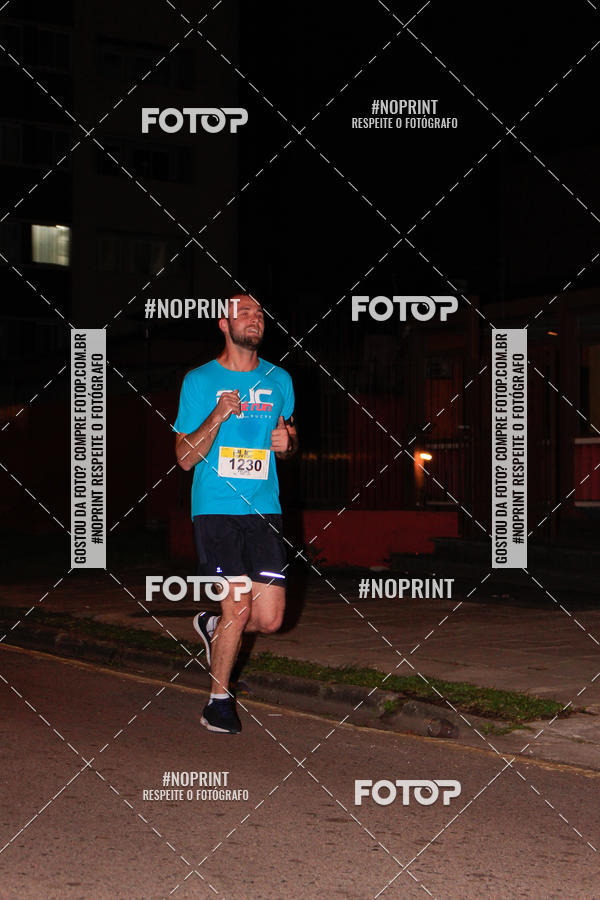 Buy your photos of the eventPUC NIGHT RUN on Fotop