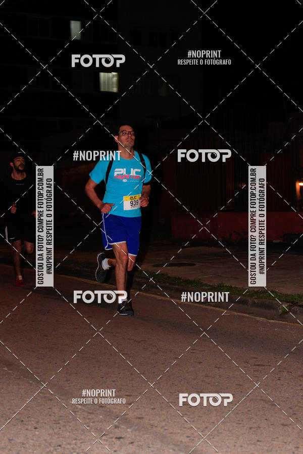 Buy your photos of the eventPUC NIGHT RUN on Fotop