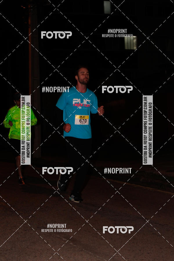 Buy your photos of the eventPUC NIGHT RUN on Fotop
