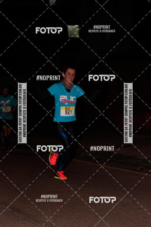 Buy your photos of the eventPUC NIGHT RUN on Fotop