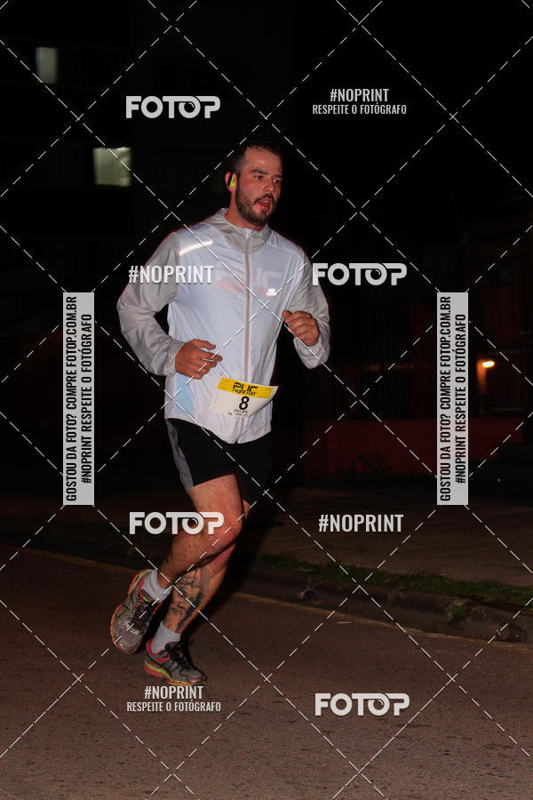 Buy your photos of the eventPUC NIGHT RUN on Fotop