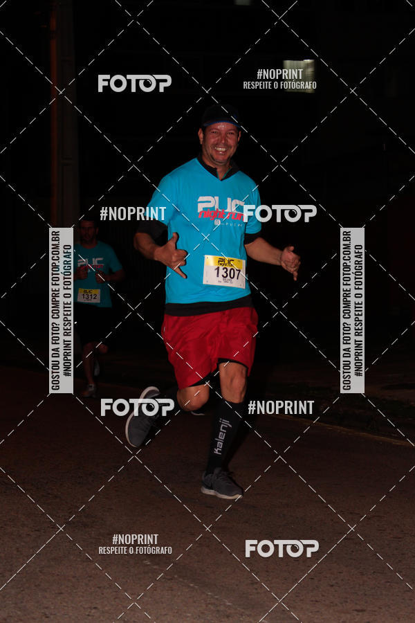 Buy your photos of the eventPUC NIGHT RUN on Fotop