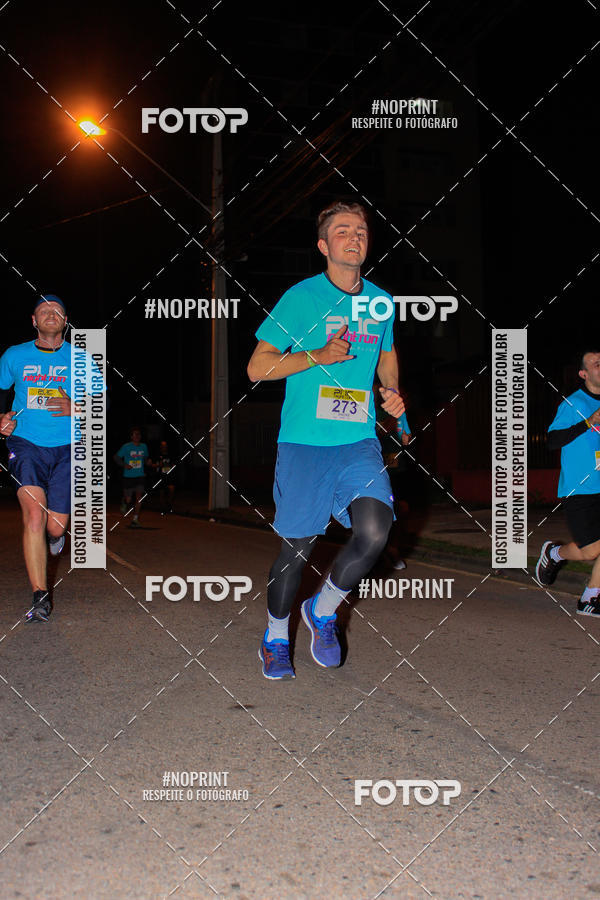 Buy your photos of the eventPUC NIGHT RUN on Fotop