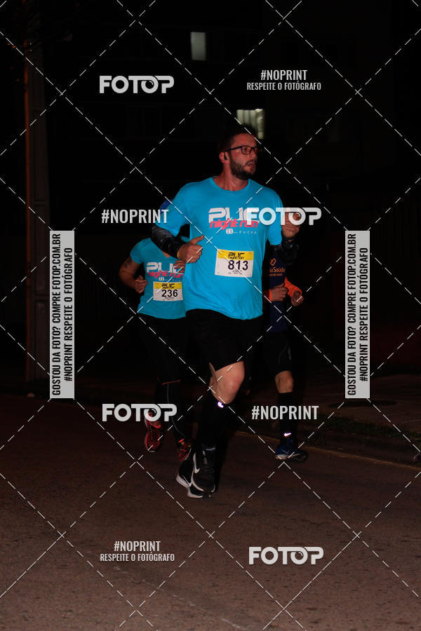 Buy your photos of the eventPUC NIGHT RUN on Fotop