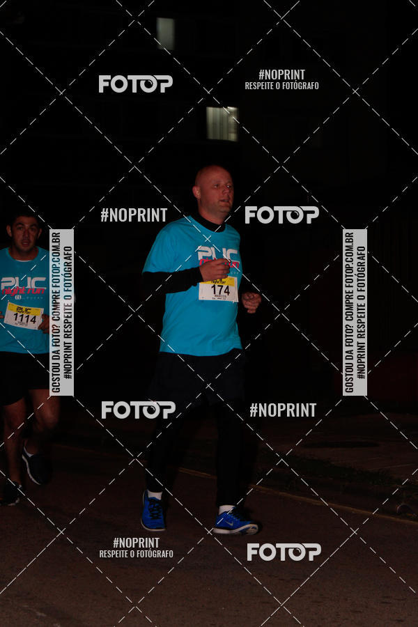 Buy your photos of the eventPUC NIGHT RUN on Fotop
