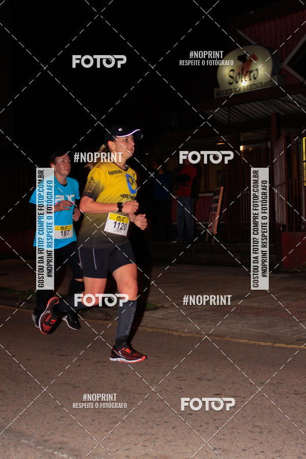 Buy your photos of the eventPUC NIGHT RUN on Fotop