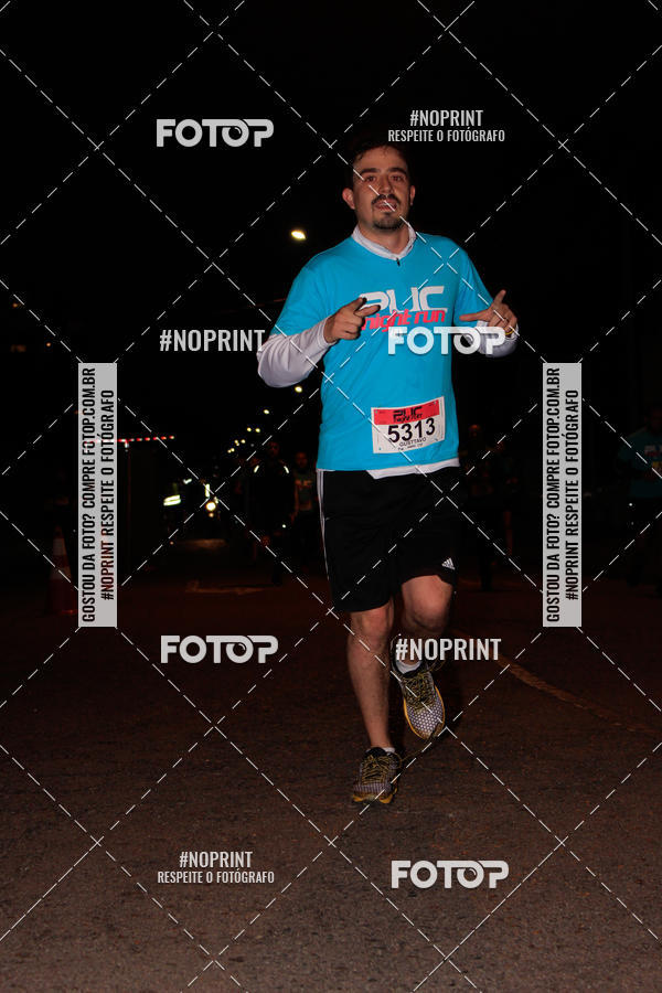 Buy your photos of the eventPUC NIGHT RUN on Fotop