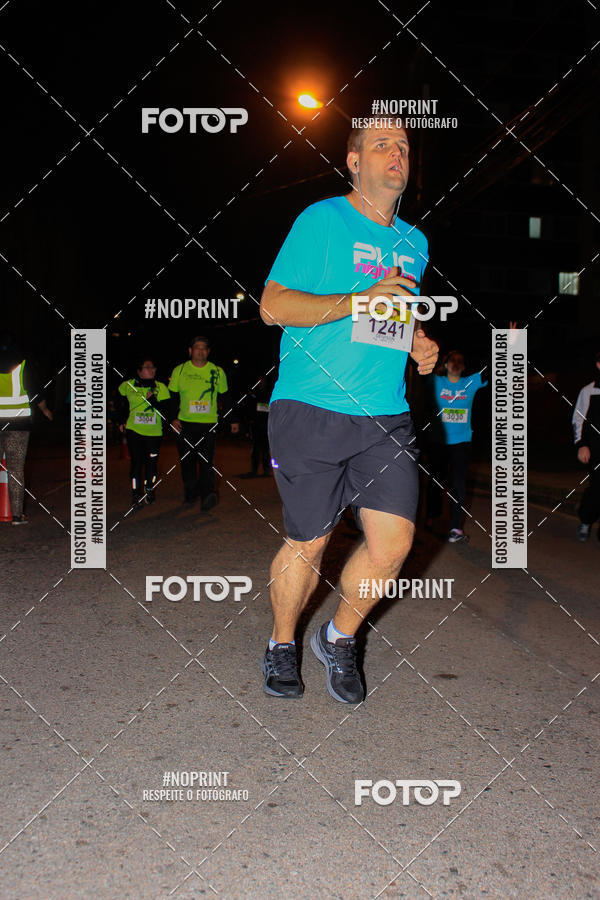 Buy your photos of the eventPUC NIGHT RUN on Fotop
