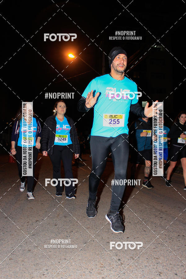 Buy your photos of the eventPUC NIGHT RUN on Fotop