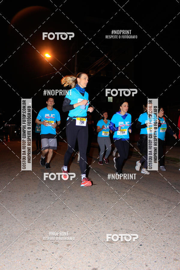 Buy your photos of the eventPUC NIGHT RUN on Fotop