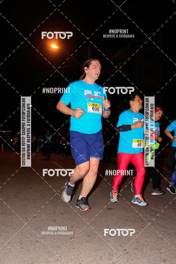Buy your photos of the eventPUC NIGHT RUN on Fotop