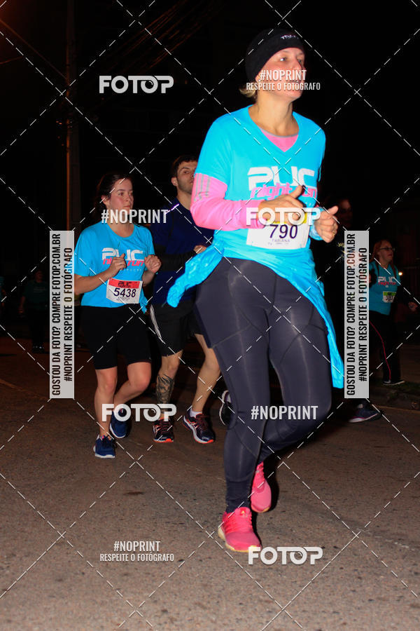 Buy your photos of the eventPUC NIGHT RUN on Fotop