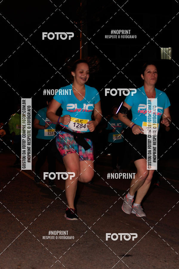 Buy your photos of the eventPUC NIGHT RUN on Fotop