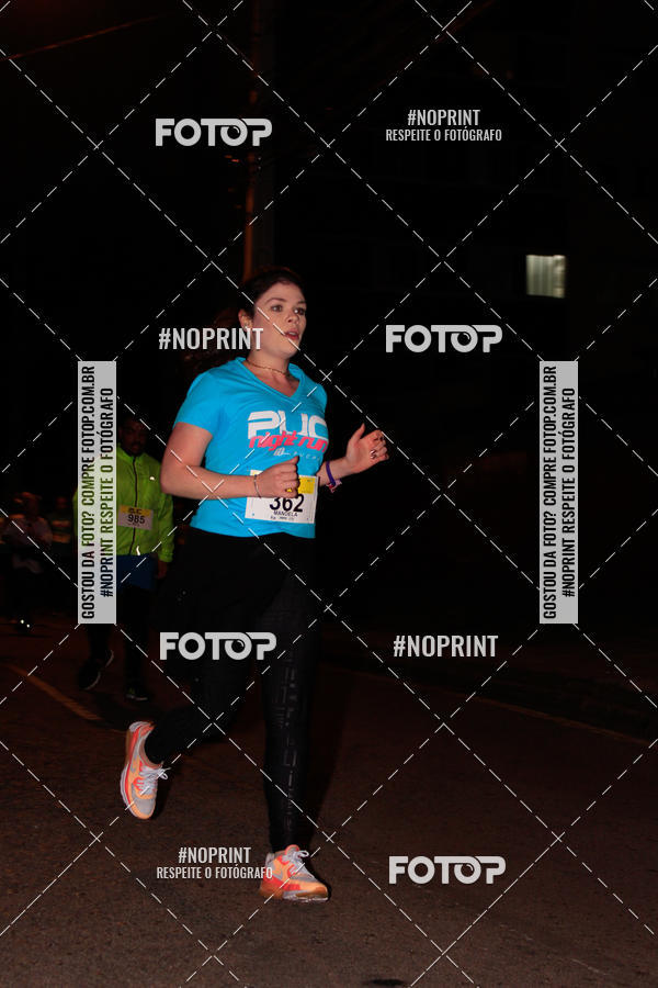 Buy your photos of the eventPUC NIGHT RUN on Fotop