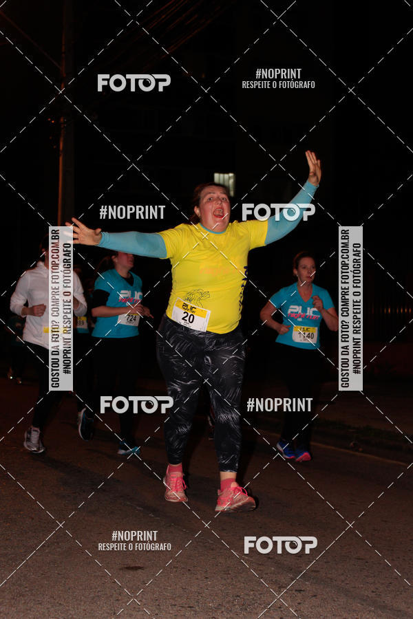 Buy your photos of the eventPUC NIGHT RUN on Fotop