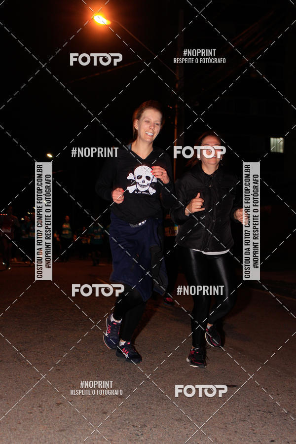 Buy your photos of the eventPUC NIGHT RUN on Fotop